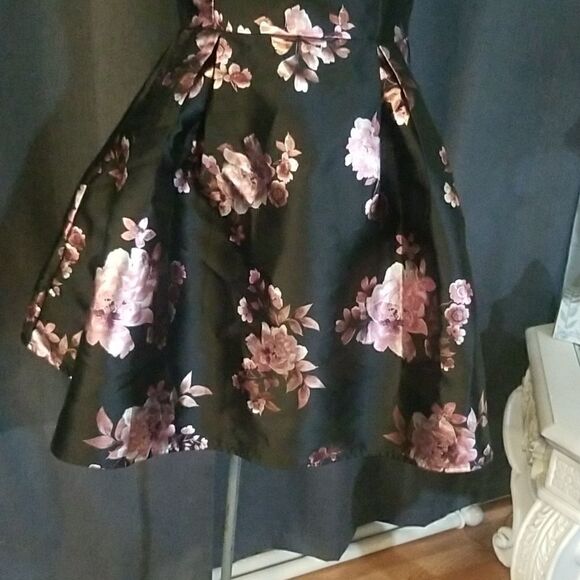 Women's Satin Dress Midi Mackenzie Floral Satin Party Dress - Picture 7 of 13